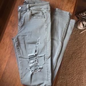 American Eagle Green distresses jeggings